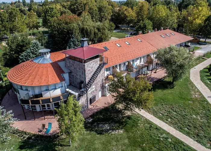 Siraly Appartement *